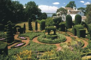 Green-Animals-Topiary-Garden